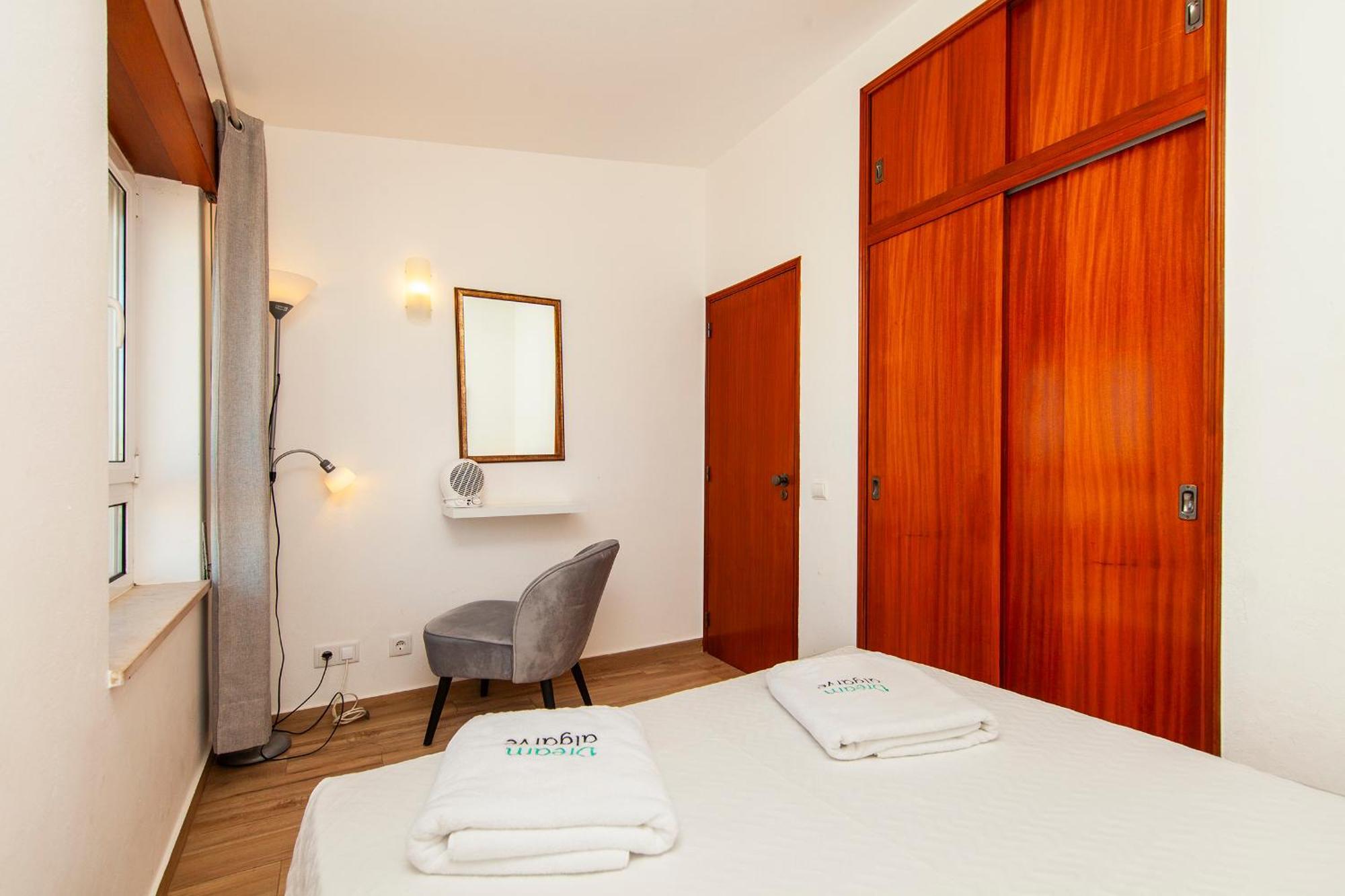 A38 - Rising Sun Top-Floor Flat Lagos Bagian luar foto