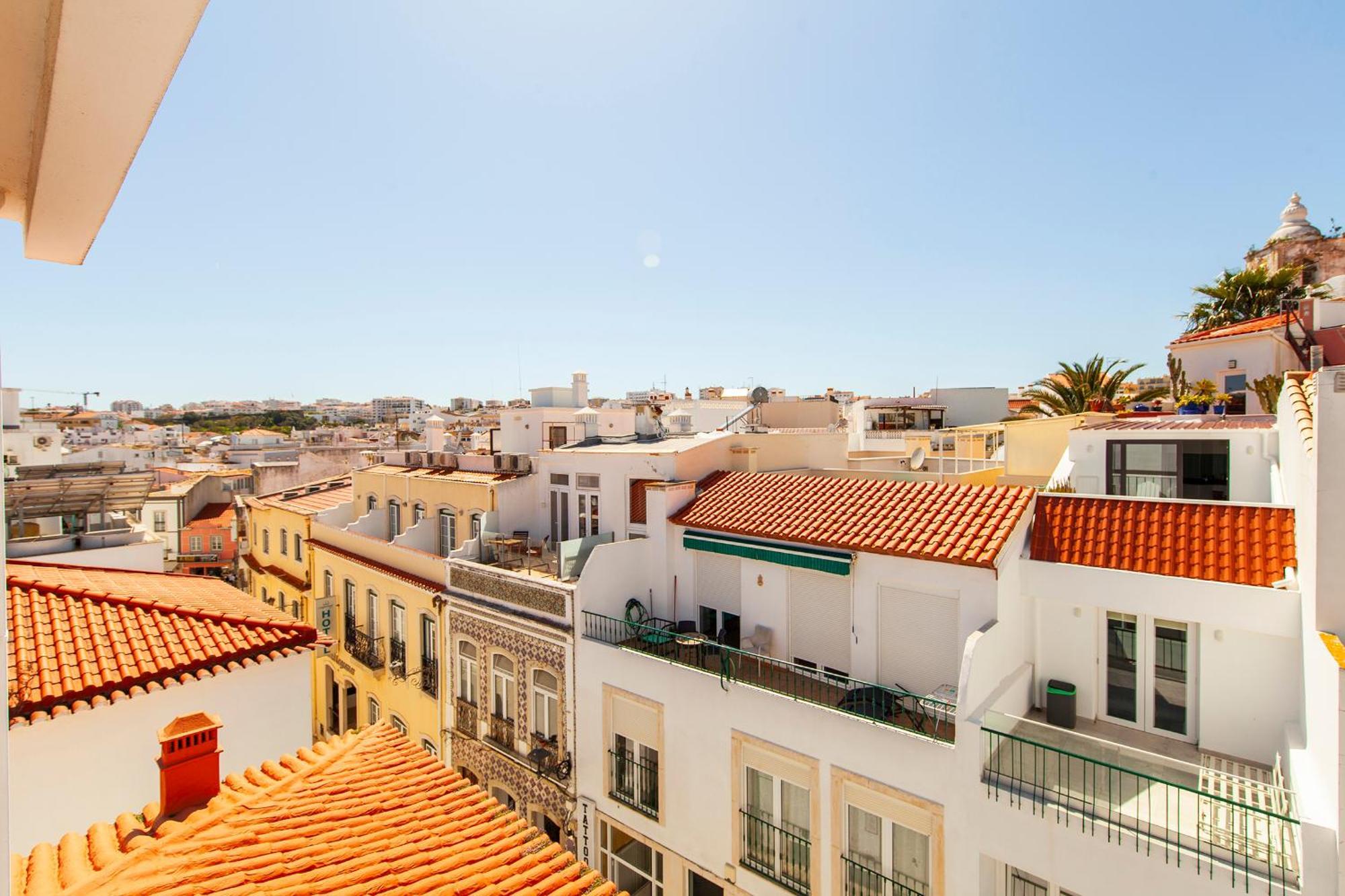 A38 - Rising Sun Top-Floor Flat Lagos Bagian luar foto