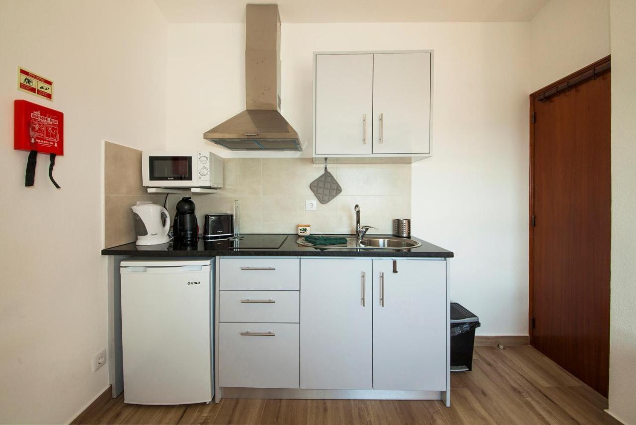 A38 - Rising Sun Top-Floor Flat Lagos Bagian luar foto
