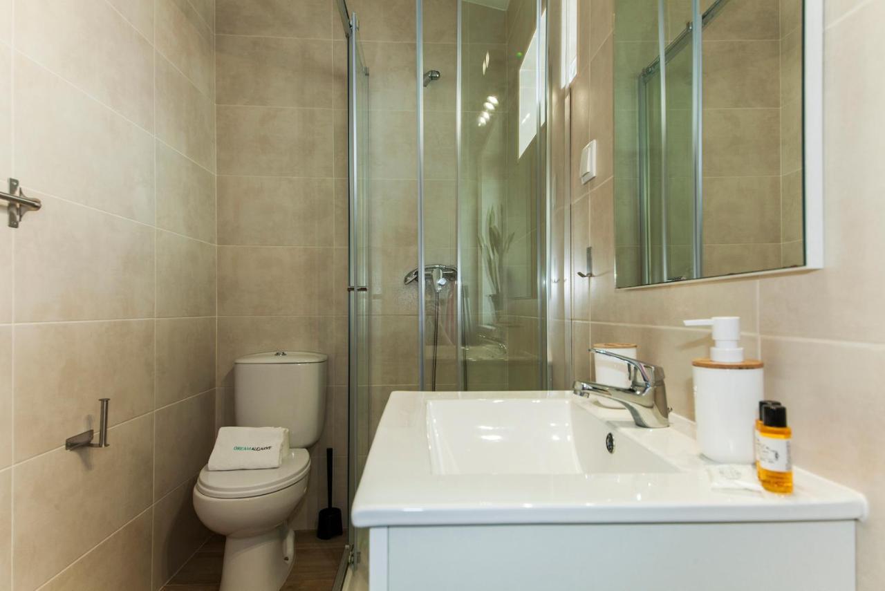 A38 - Rising Sun Top-Floor Flat Lagos Bagian luar foto