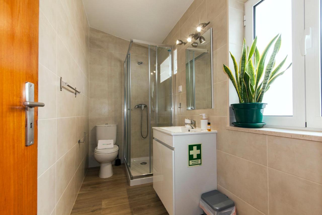 A38 - Rising Sun Top-Floor Flat Lagos Bagian luar foto